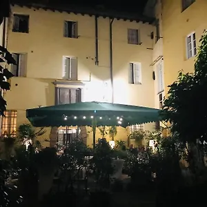 Al Cardinale Rooms&studios Bed and breakfast