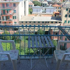 https://appartamento-sunflower-levanto.hotelitalianriviera.com